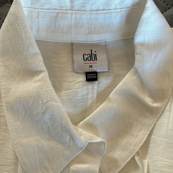NWOT Tuxedo Top CAbi Medium Fall 24 Collection ￼ - Picture 5 of 9